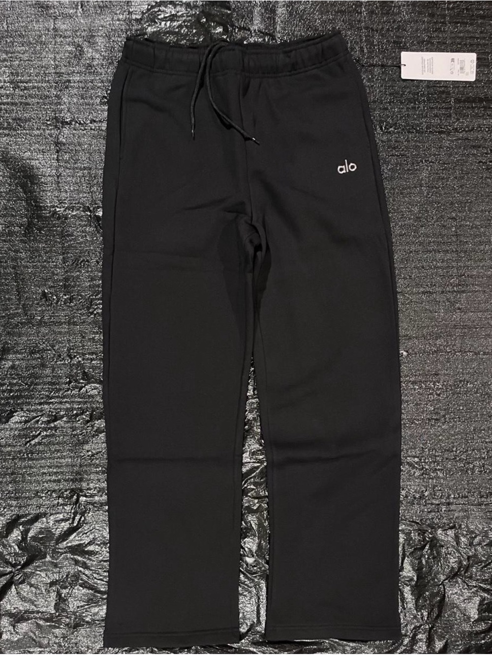 ALO Yoga Men's Black Jogger Sweatpants